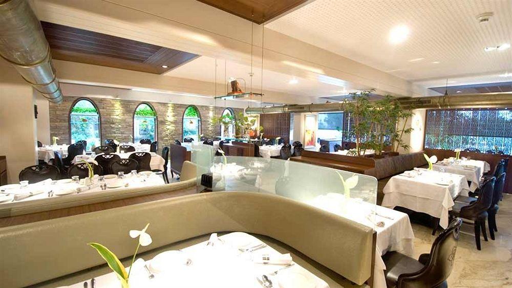 Sai Palace Hotel Bombay Eksteriør billede