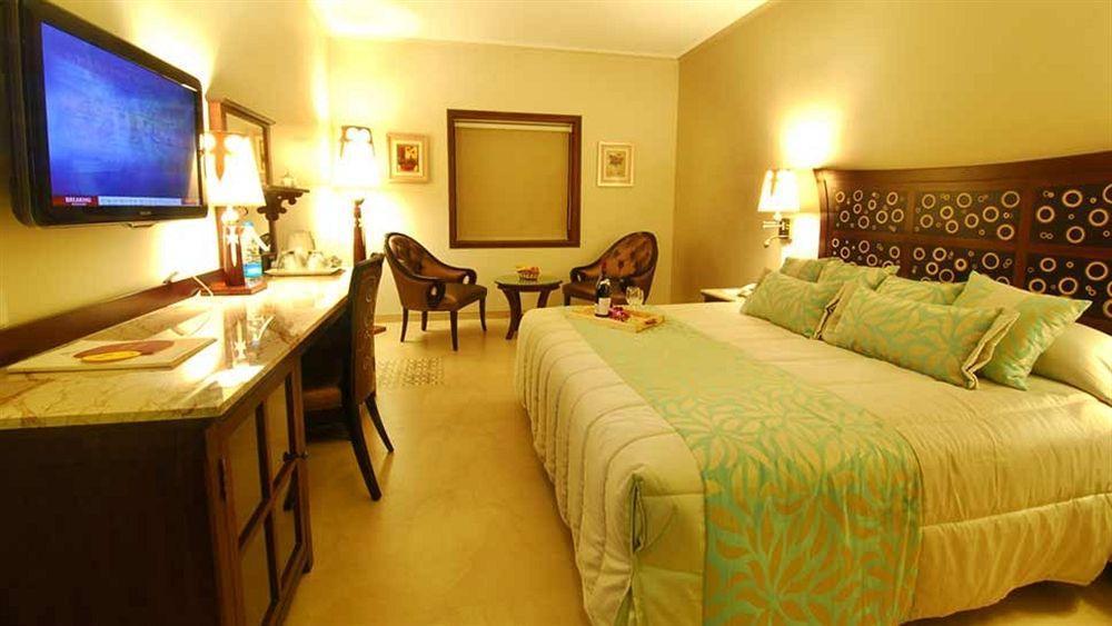 Sai Palace Hotel Bombay Eksteriør billede